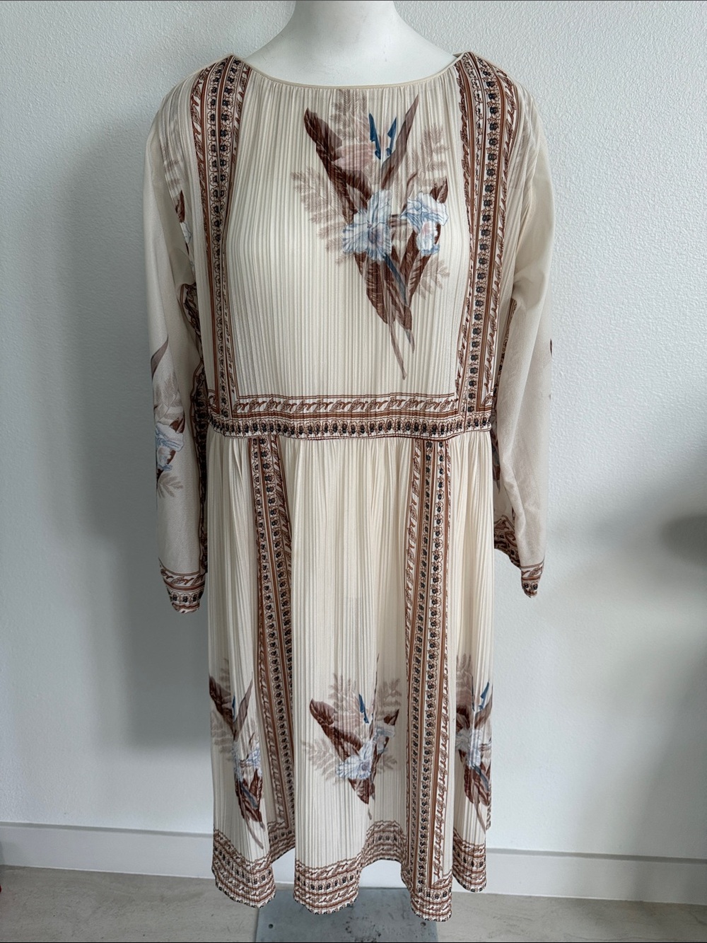 70sVtg Union Made Hal Ferman Boho Inspired Cream Long Sleeve Floral Dress Sz 12